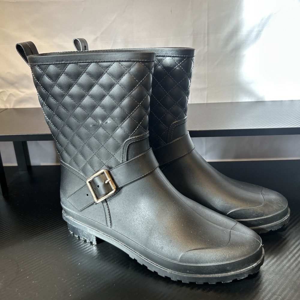 Capelli Women's New York Quilted Mid Calf Rain Boots. Preowned‎ Size 10